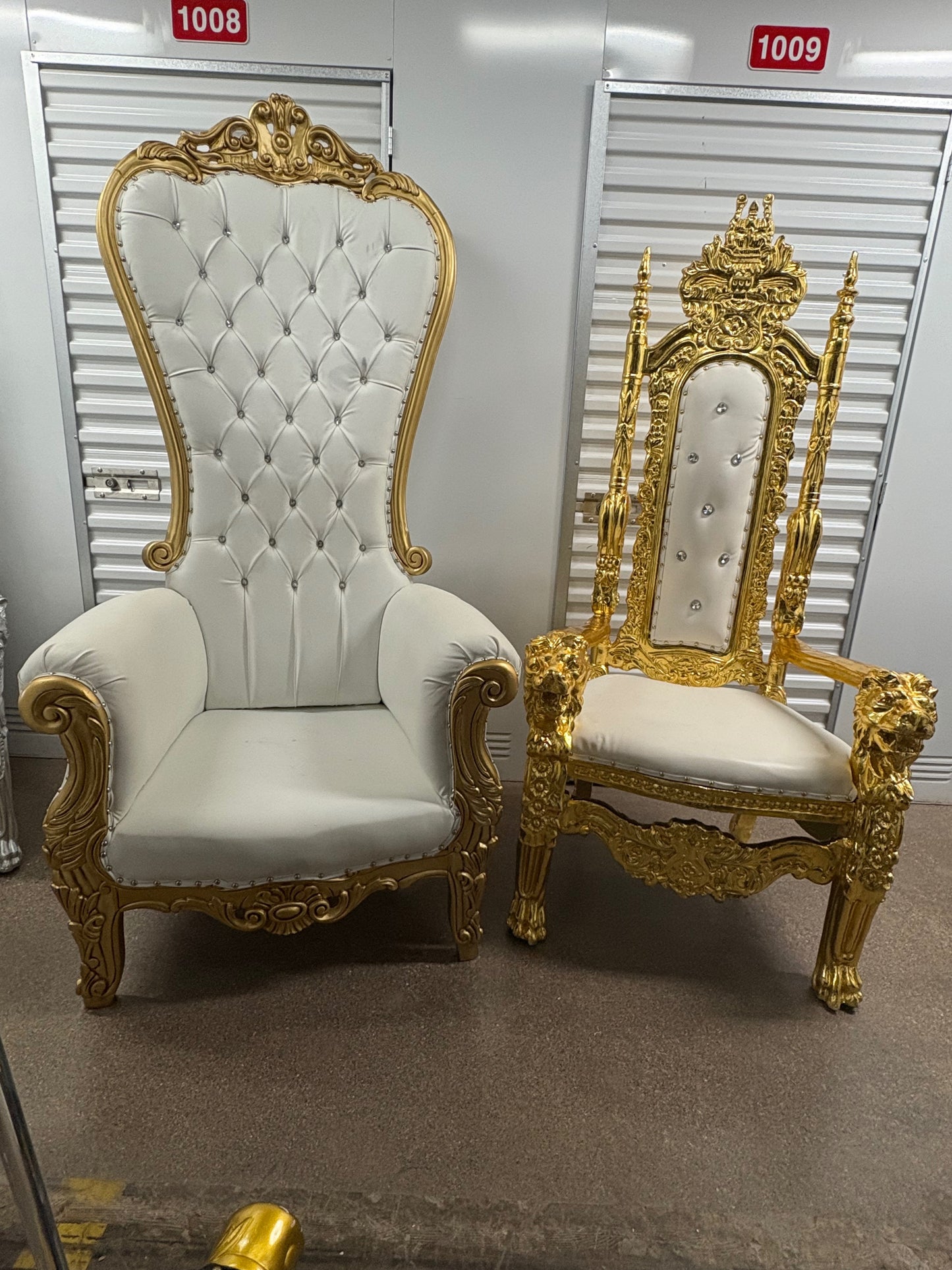 Throne chair